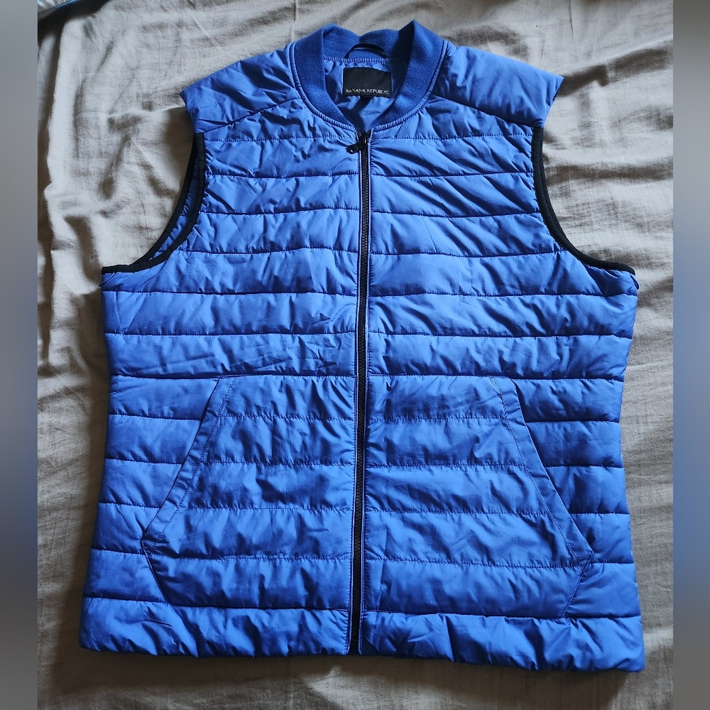 Banana Republic Men's Blue Quilted Vest